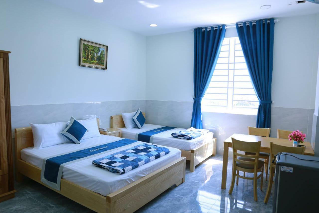 Tango Motel Da Nang Buitenkant foto